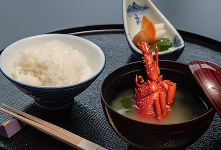 大地の彩 花月亭のご朝食一例